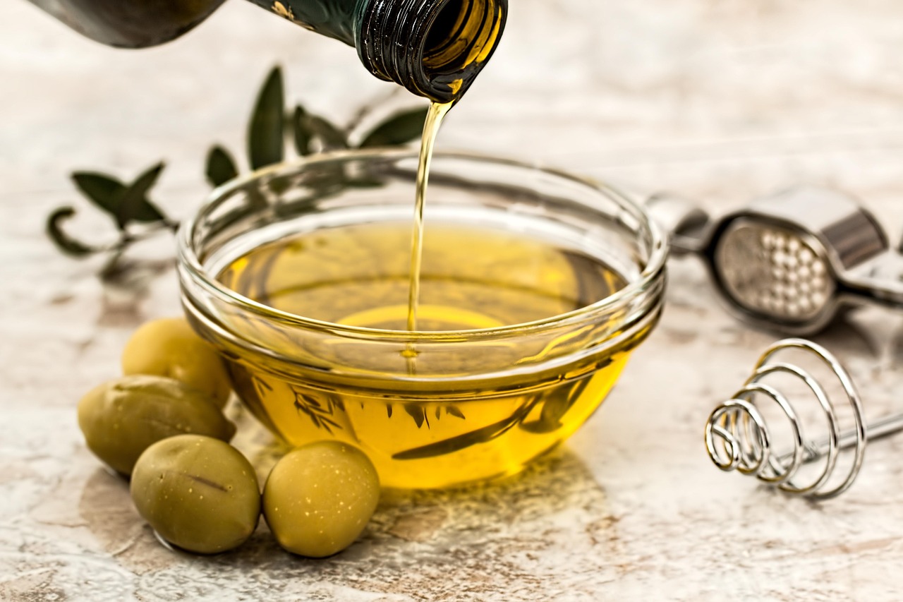 bowl of olive oil