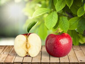 Apple and Blackcurrant Polyphenols Reduce Postprandial Glycemia