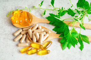 herbs and capsules